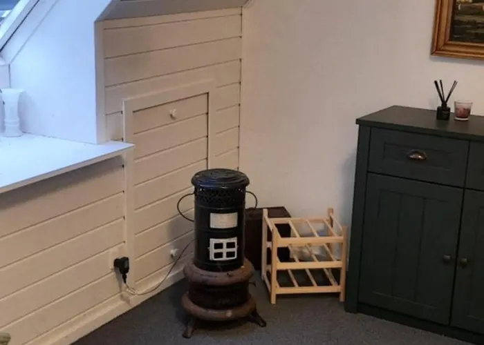 Dybvad Molle Bed and breakfast Års